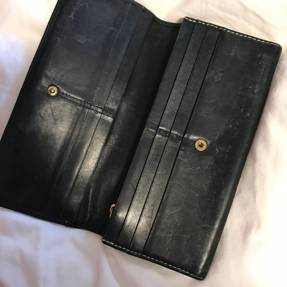 Authentic Coach Wallet - Picture 2 of 4